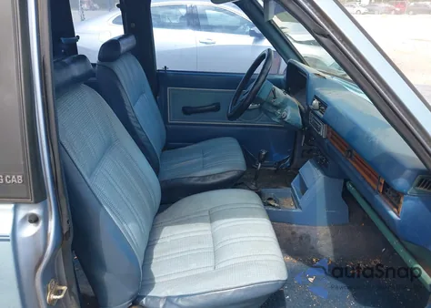 1985 Nissan 720 King Cab z USA, uszkodzony, nr VIN 1N6ND06S6FC344794